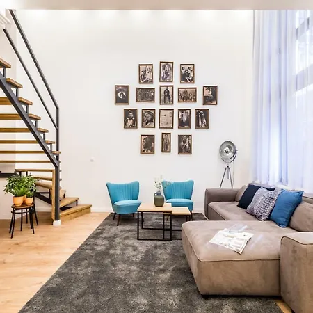 Luxury Loft *