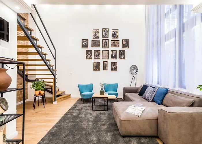 Luxury Loft *